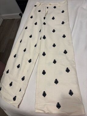Zara Cream Pants with Subtle Stitching
